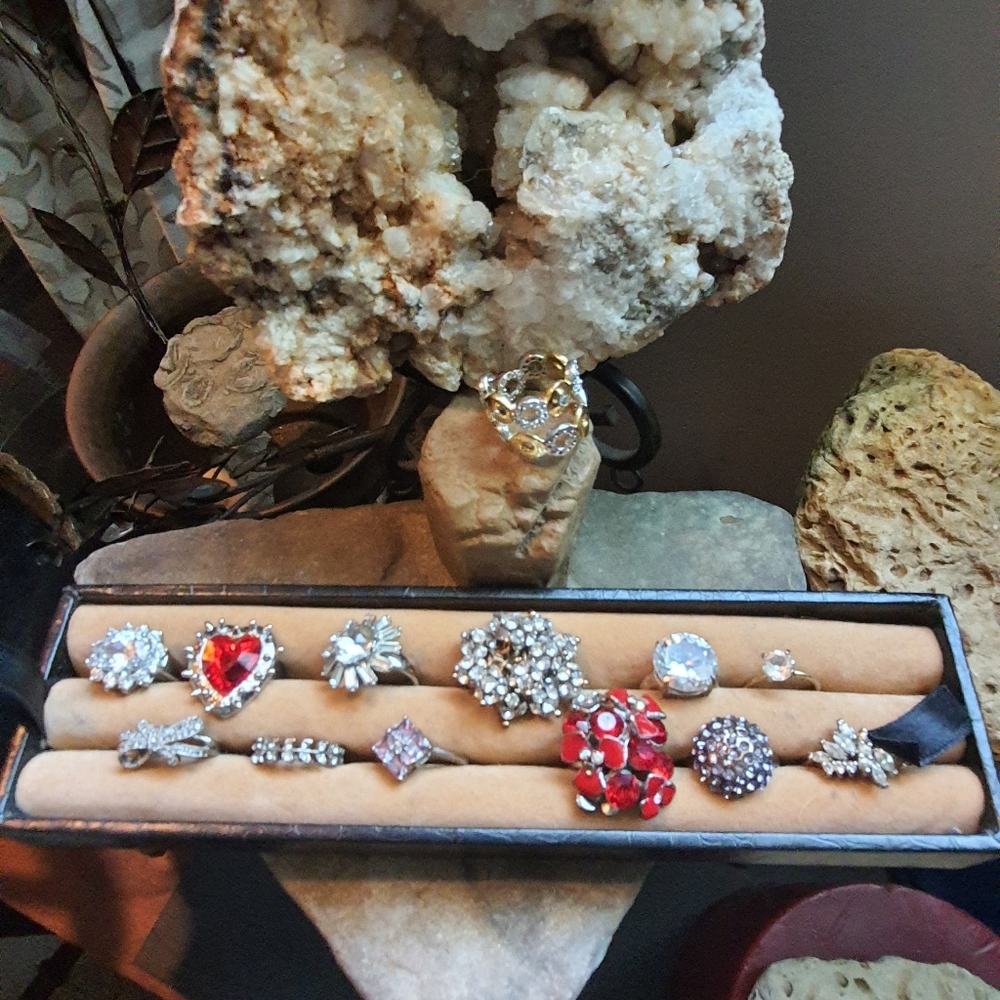 Lot of 13 Rings